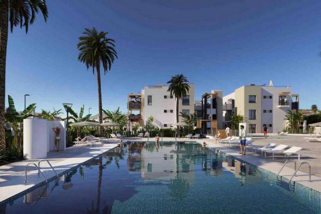 Green View Luxury Appartment In New Complex Pueblo Majorero Next To Golf Course 5 Min Walk From The Beach And Atlantico Shopping Centre In Caleta De Fuste Next To Cassino And Elba Sara Hotel 2 Bedrooms 2 Bathrooms Huge Terace! Bagian luar foto