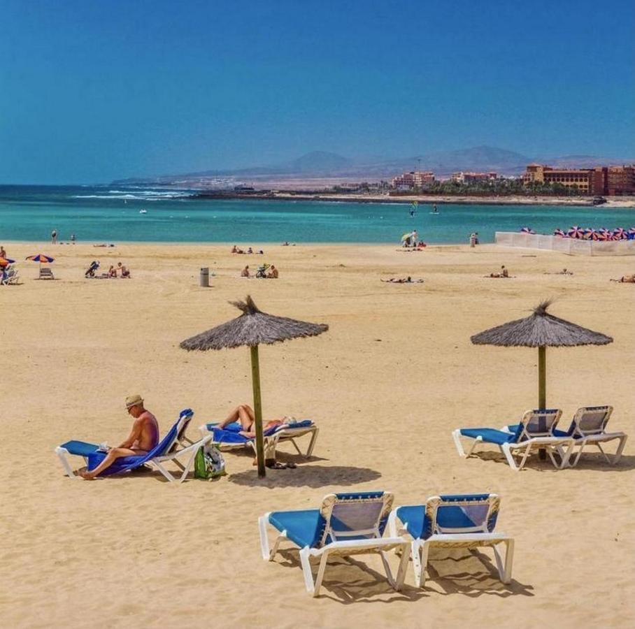 Green View Luxury Appartment In New Complex Pueblo Majorero Next To Golf Course 5 Min Walk From The Beach And Atlantico Shopping Centre In Caleta De Fuste Next To Cassino And Elba Sara Hotel 2 Bedrooms 2 Bathrooms Huge Terace! Bagian luar foto