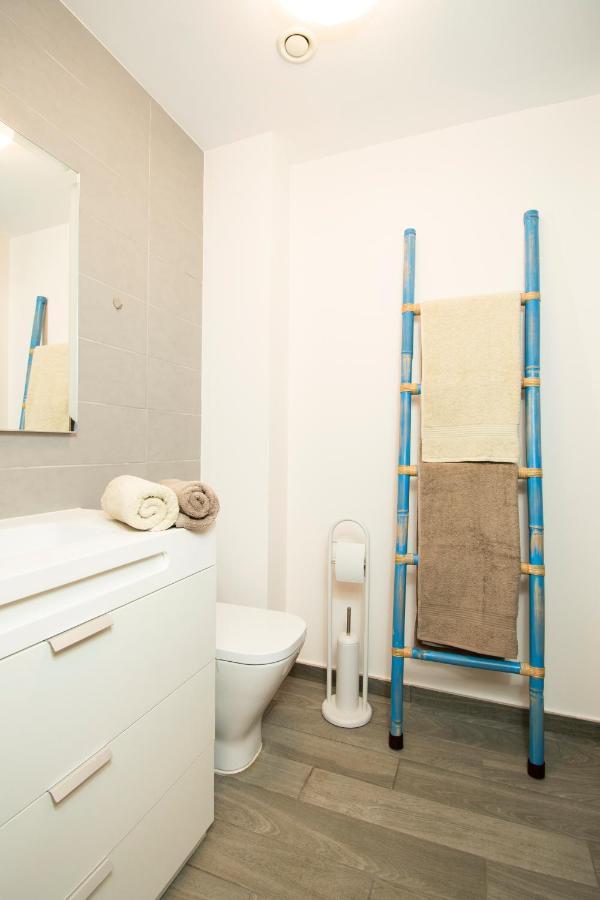 Green View Luxury Appartment In New Complex Pueblo Majorero Next To Golf Course 5 Min Walk From The Beach And Atlantico Shopping Centre In Caleta De Fuste Next To Cassino And Elba Sara Hotel 2 Bedrooms 2 Bathrooms Huge Terace! Bagian luar foto